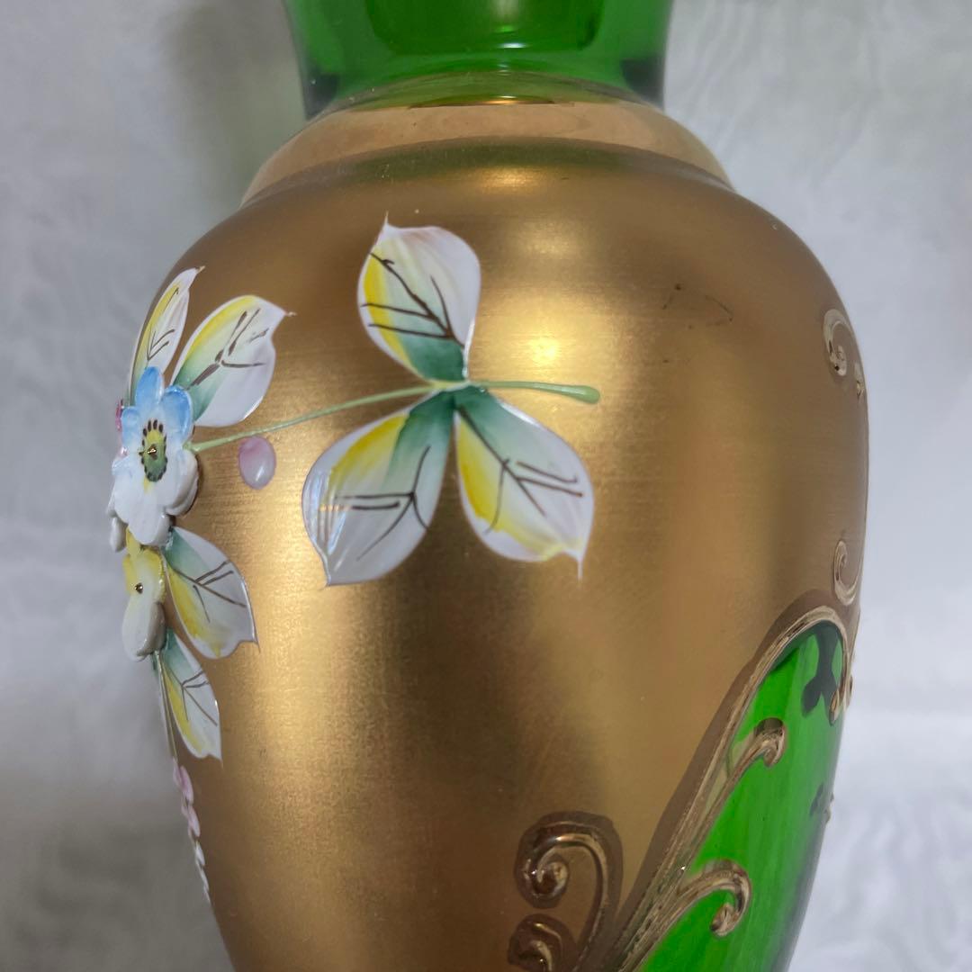 ベネチアングラス　花瓶　ハイエナメル　金彩　立体　グリーン　浮き彫り花　ムラーノ