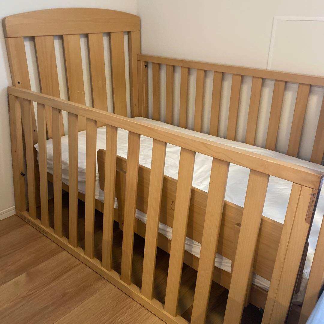 Boori アリス6歳までベビーベッド、ベッドガード、マットレス、お布団2枚等付