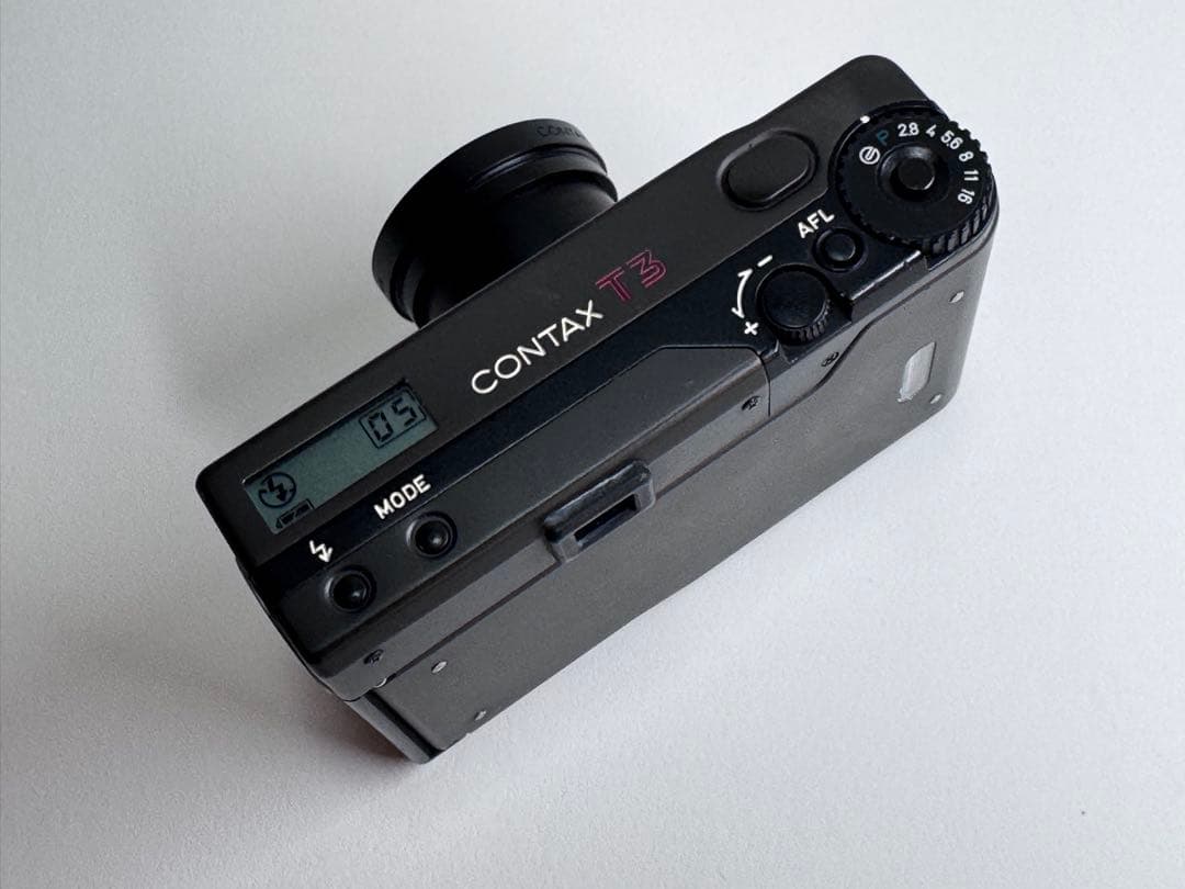 CONTAX T3 ブラック 前期 コンパクトフィルムカメラ フードキャップ付き
