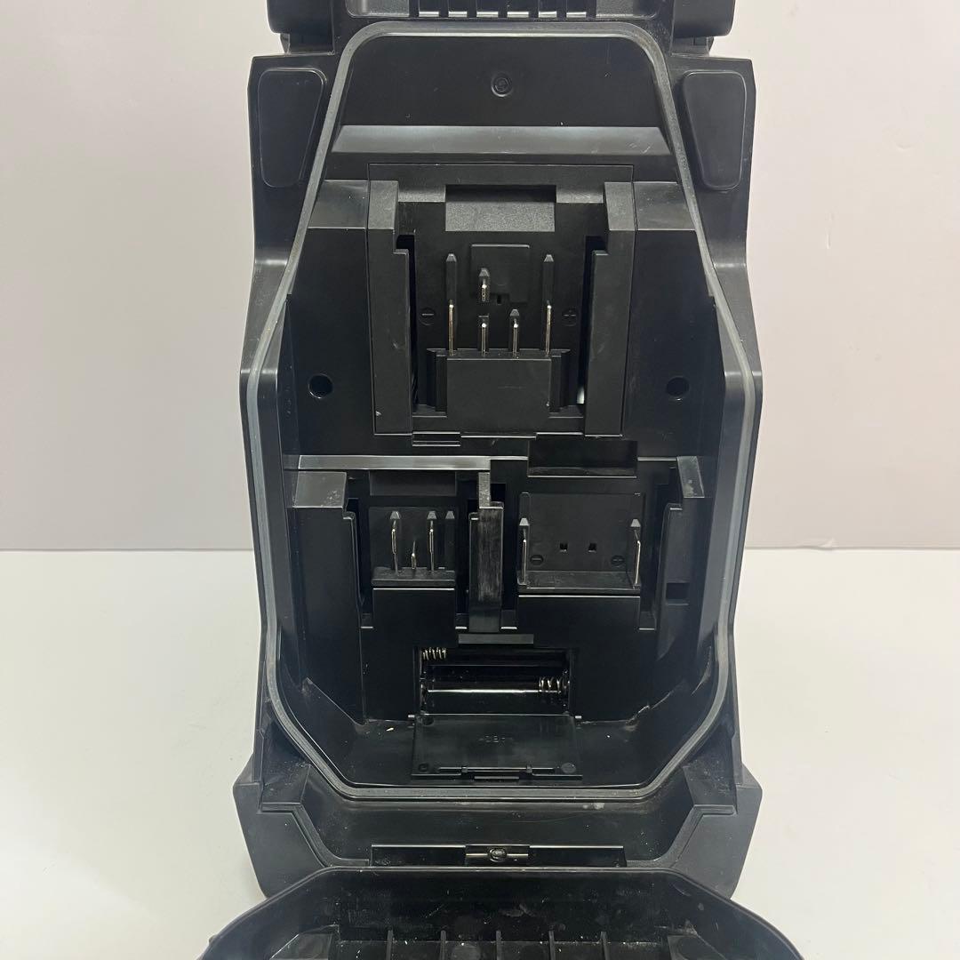 マキタ 充電式ラジオ(トリプルスピーカー+マルチアンプ) MR005G