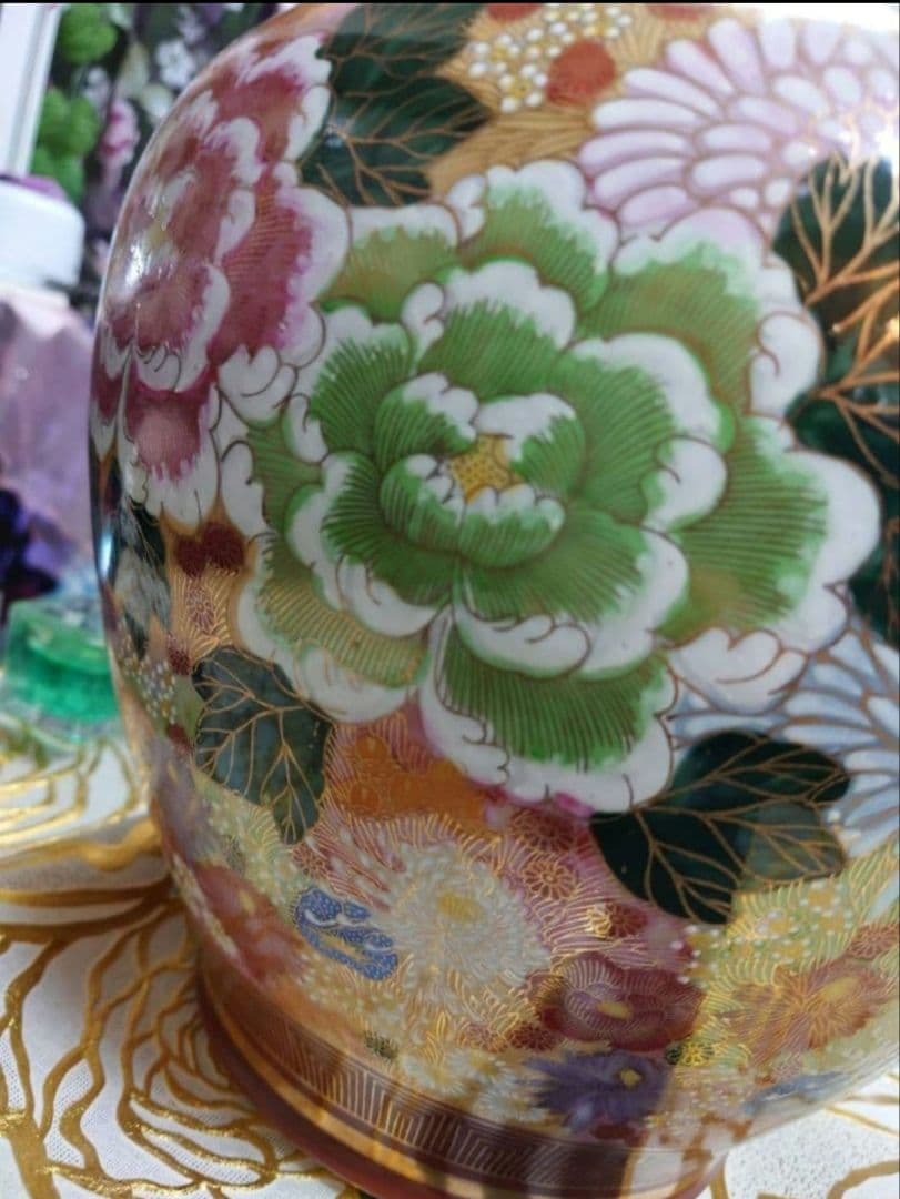 九谷焼　花瓶　金彩