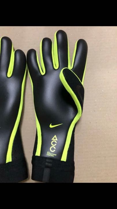 ナイキ  キーパーグローブ 9