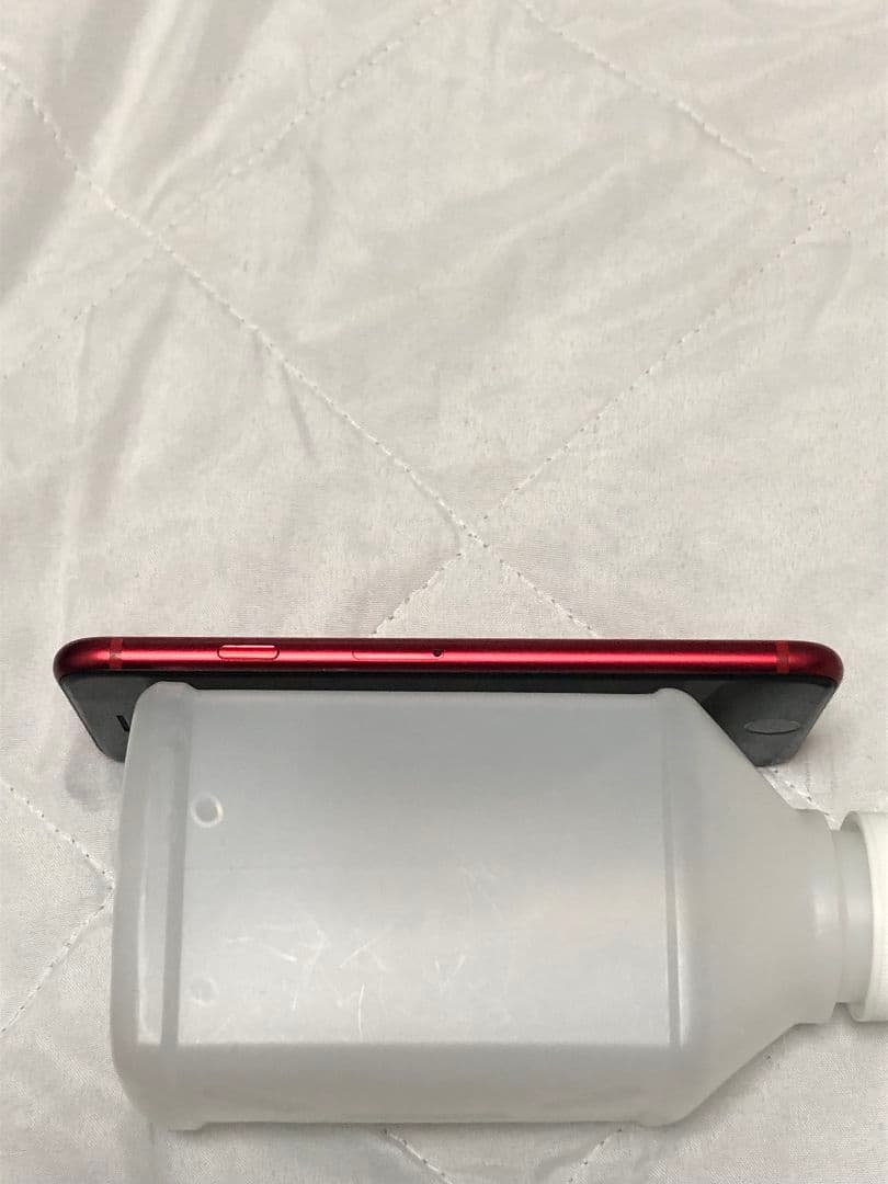 iPhoneSE2 第2世代 128GB レッド 本体 SIMフリー動作確認済み