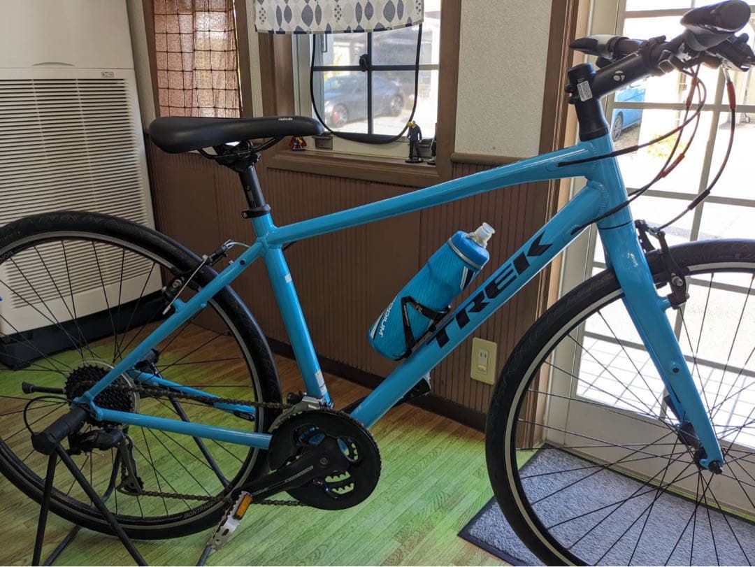TREKクロスバイク FX3