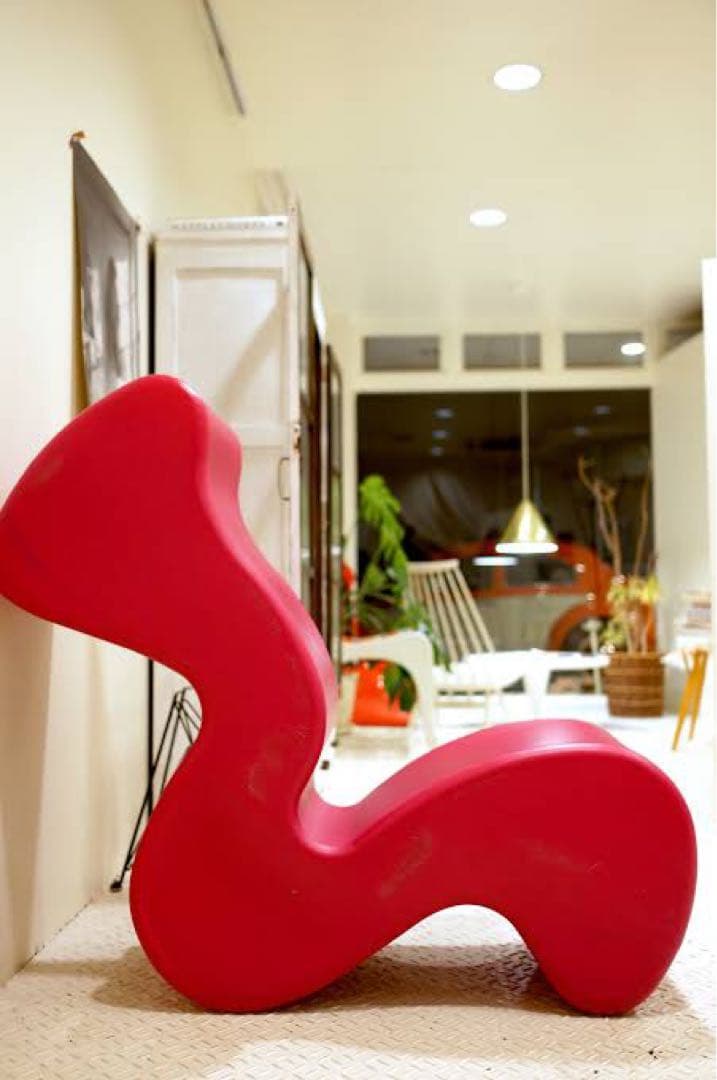 ヴェルナーパントン ファントムチェア ピンク　マゼンタ