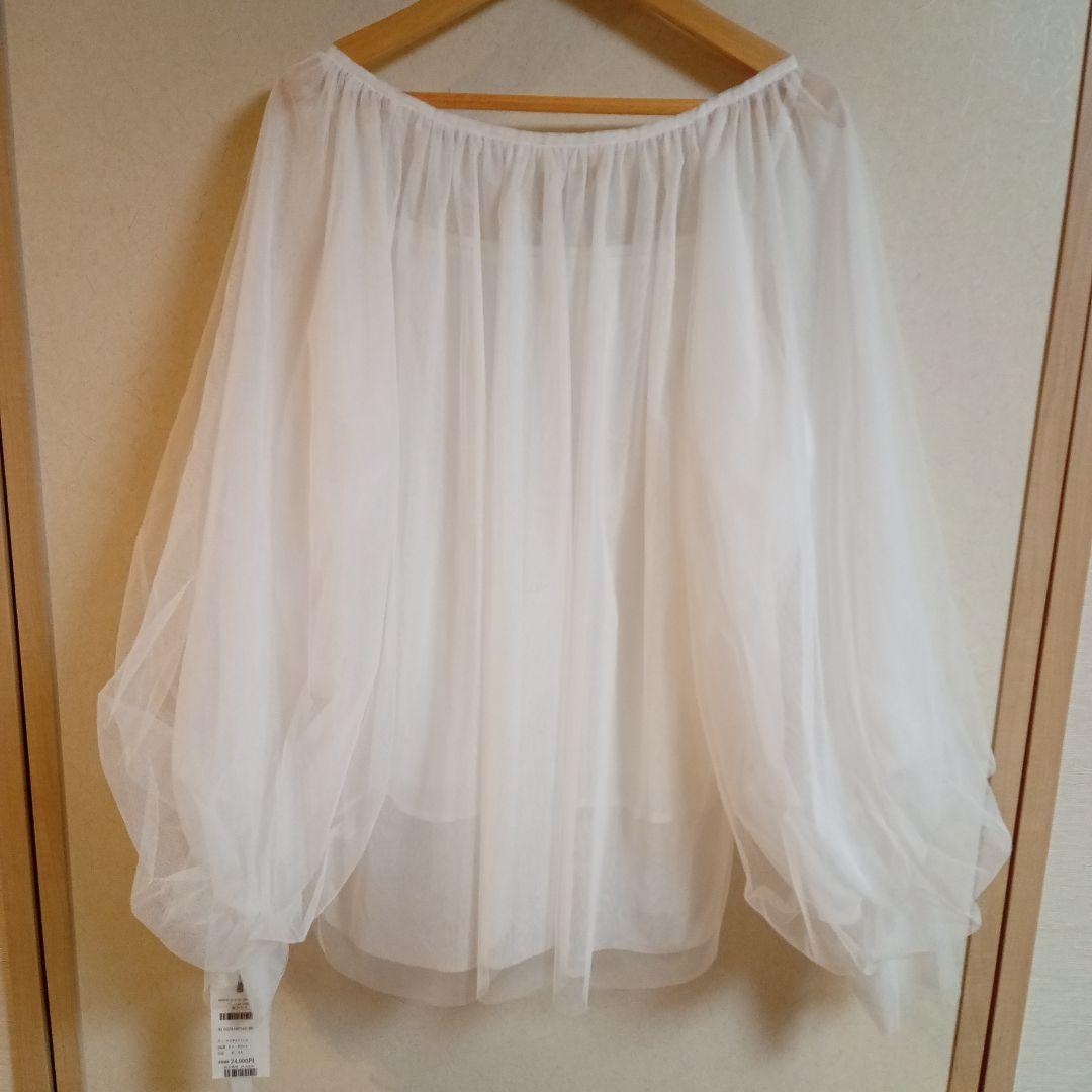 百貨店正規店購入　グレースコンチネンタル　チュールシフォントップス　新品未使用品