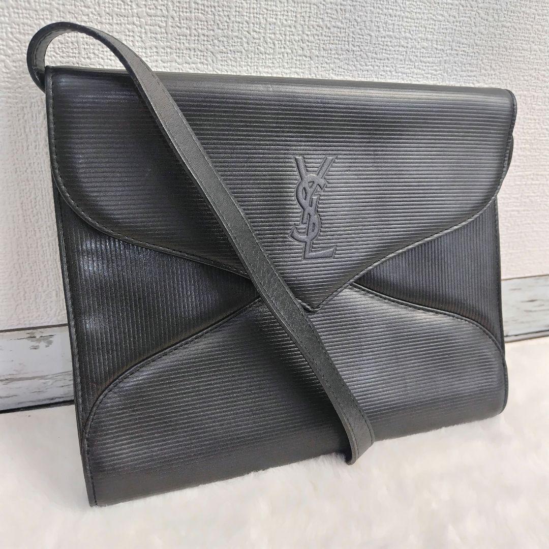 ★美品★イヴサンローランショルダーバック ヴィンテージ カサンドラ　黒　ロゴ