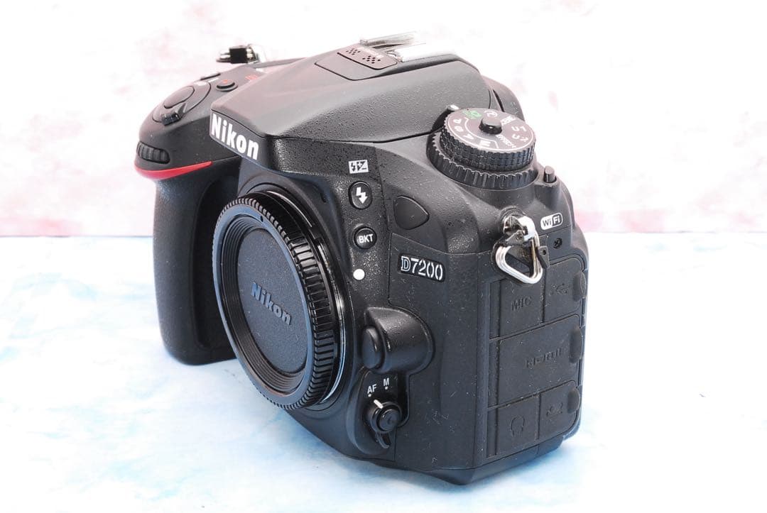Nikon D7200★Wレンズ★一眼レフカメラ★高画質＆高性能★Wi-Fi