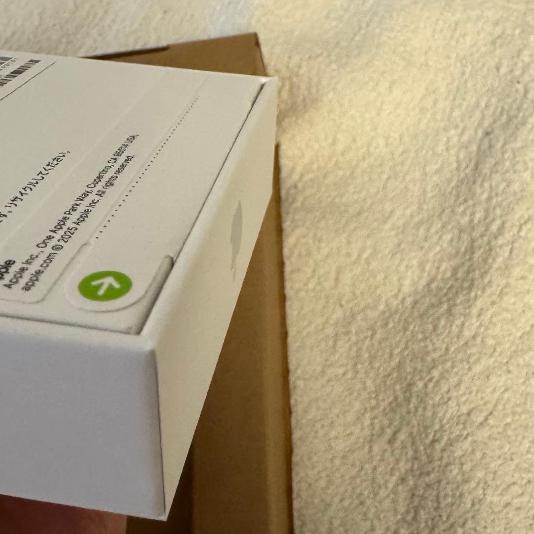 【未使用　未開封】iPhone17 256GB ホワイト
