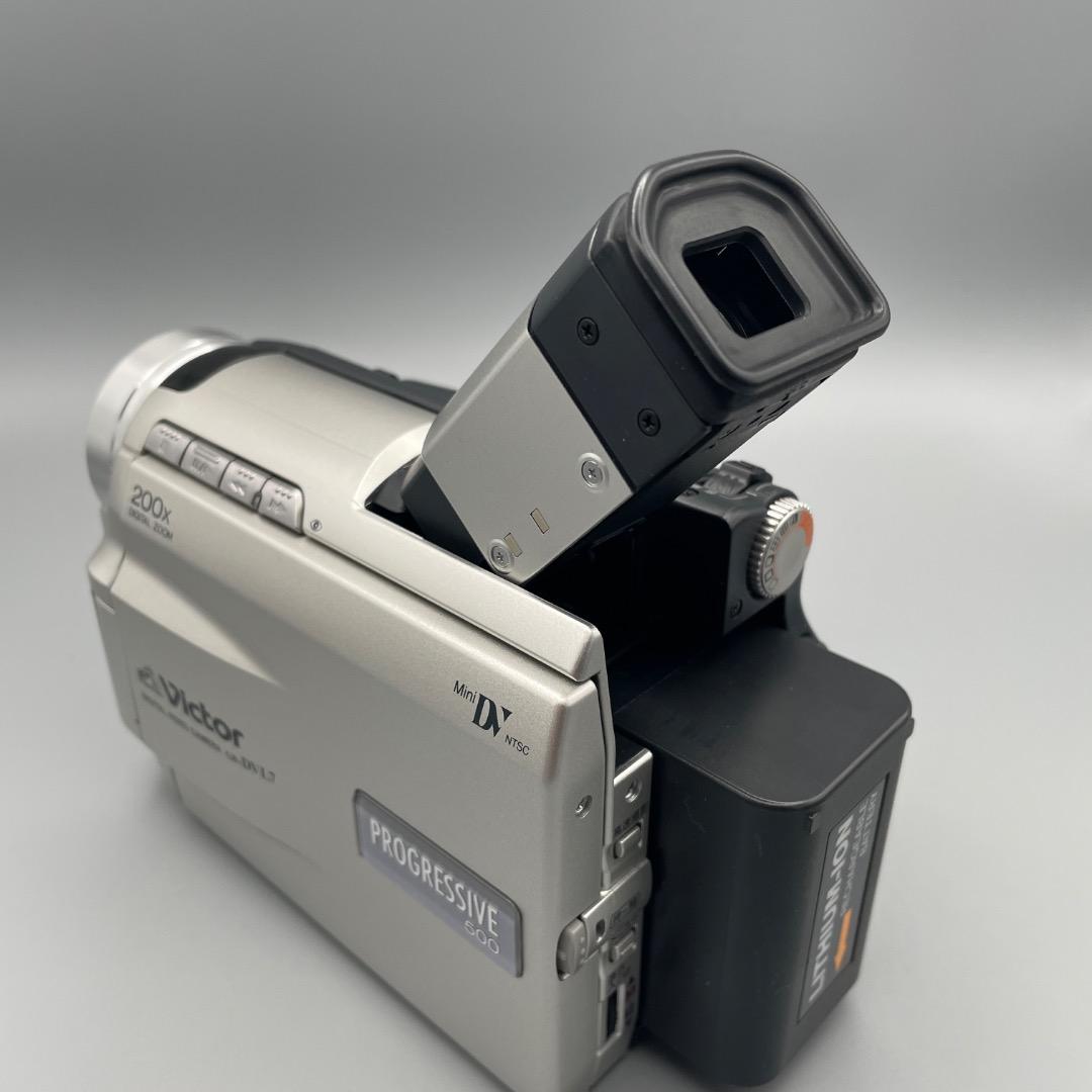 miniDVのダビングに　Victor miniDVビデオカメラ GR-DVL7