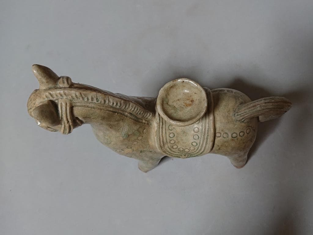 コレクター収集　タイ　バーン窯　青磁馬造形物　15～16世紀