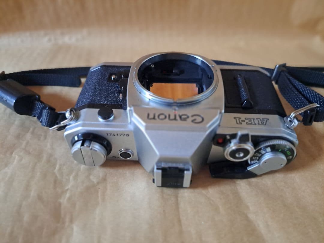 Canon AE-1 フィルム一眼レフカメラ　ジャンク品