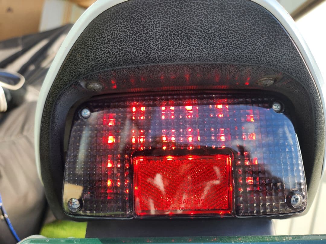 SUZUKI GSX400インパルス gk7ca スモークLEDテールランプ美品