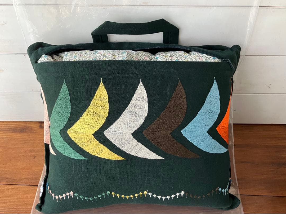 ミナペルホネン ＊ エルデコ ノベルティバッグクッション 2024