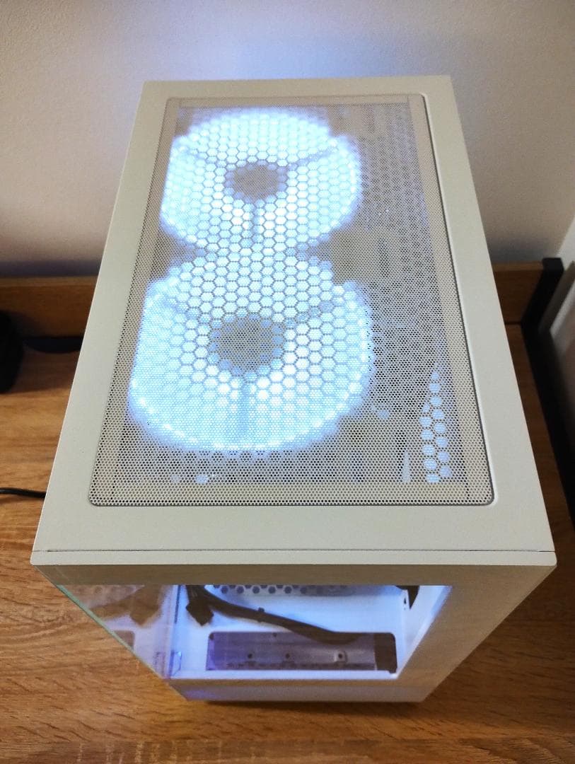 ゲーミングPC/Core i7 8700K/RX6600/SSD 1TB