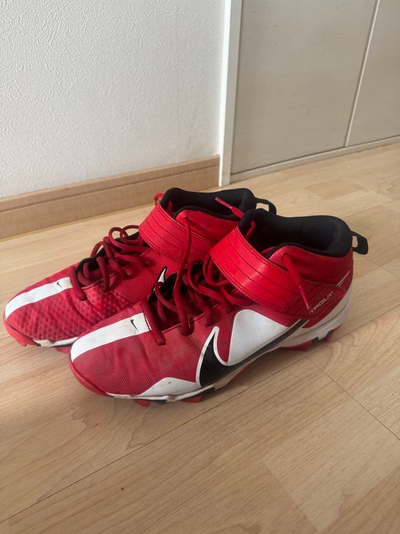 Nike ナイキスパイク レッド　野球　マイクトラウトモデル