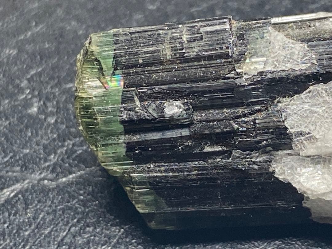 ブラックトルマリン　水晶　共生　52.6g