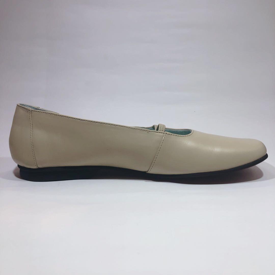 【極美品】カンペール　幅広　スクエアトゥ　フラットパンプス　レッドソール