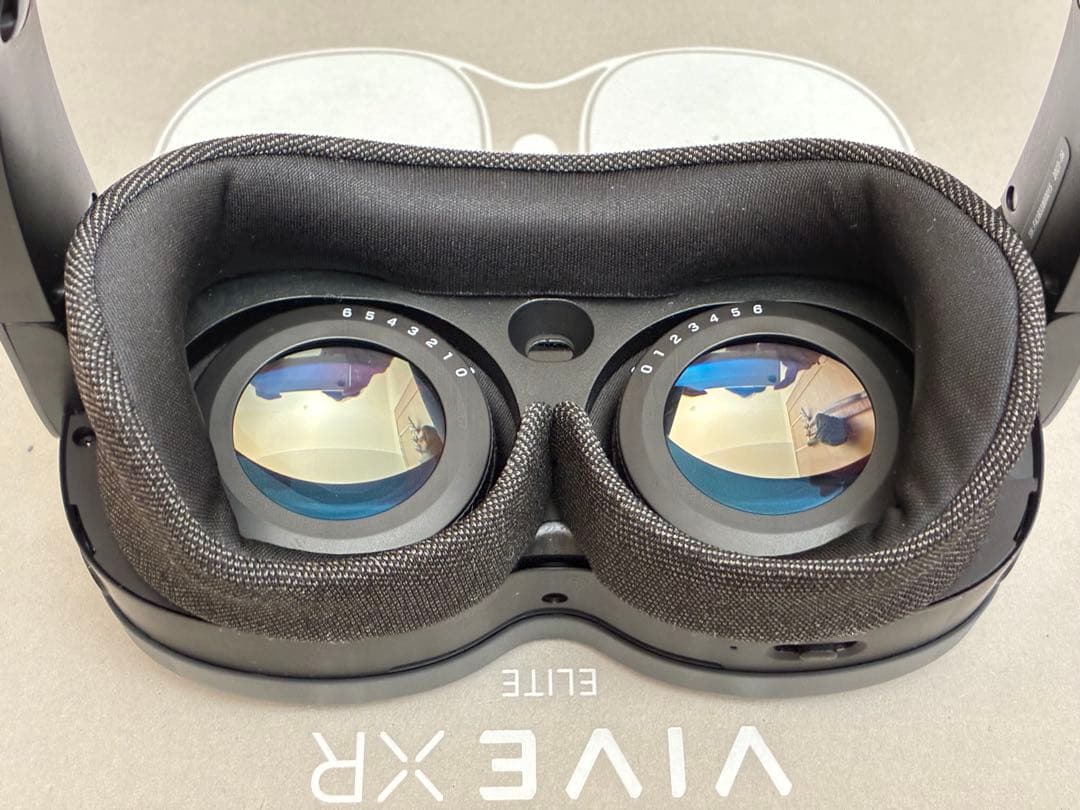 HTC VIVE XR Elite VRヘッドセット ほぼ新品