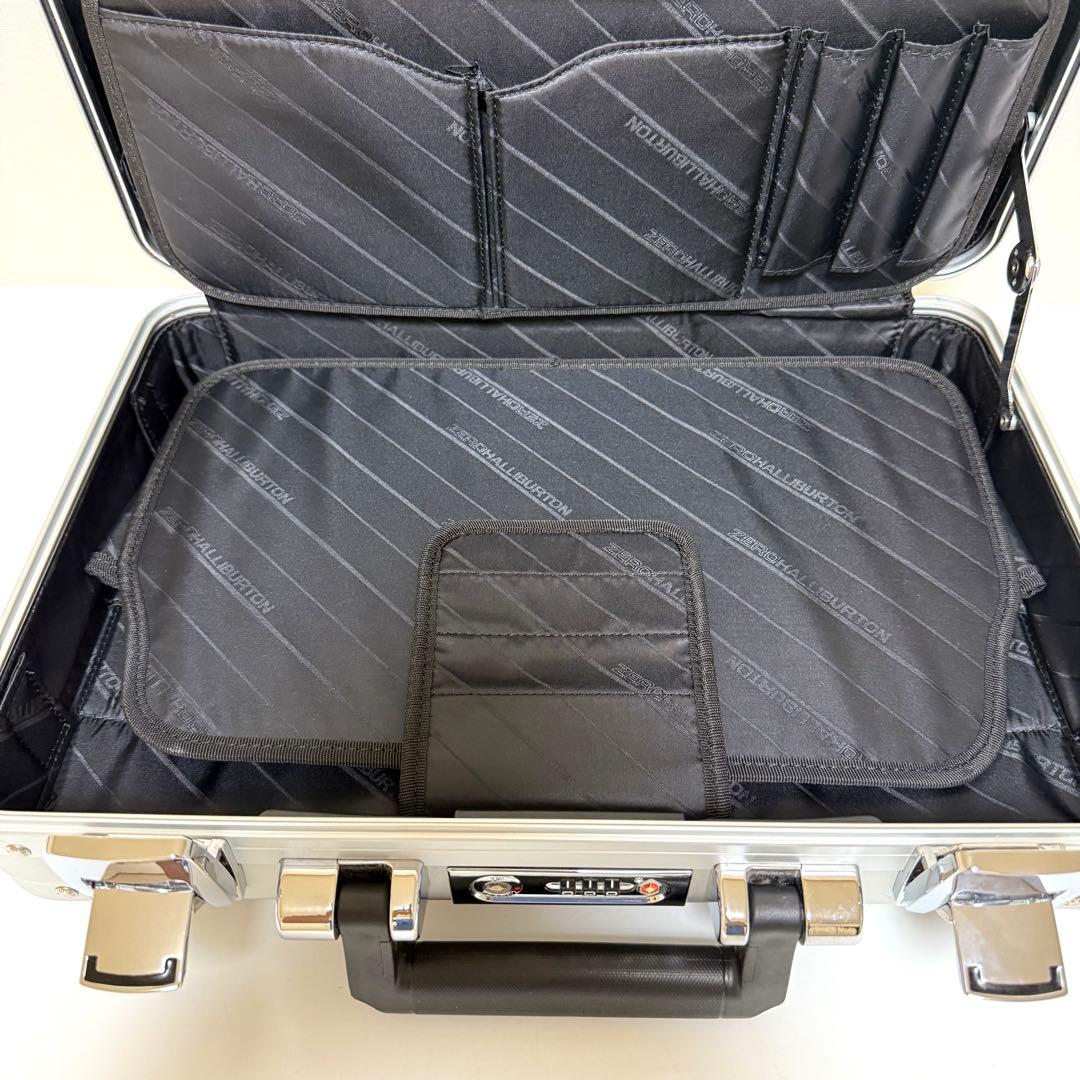 【最終価格】ゼロハリバートン　アルミ アタッシュケース　 シルバー　完売品