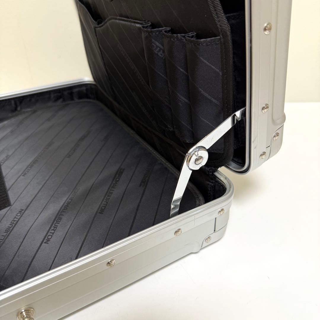 【最終価格】ゼロハリバートン　アルミ アタッシュケース　 シルバー　完売品