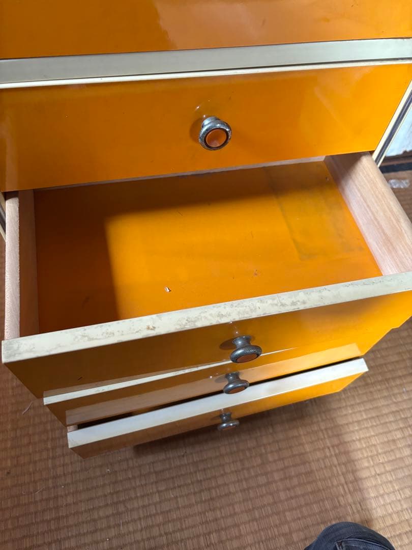 食器棚 昭和レトロ レトロポップ オレンジ イエロー キャビネット 収納棚 本棚