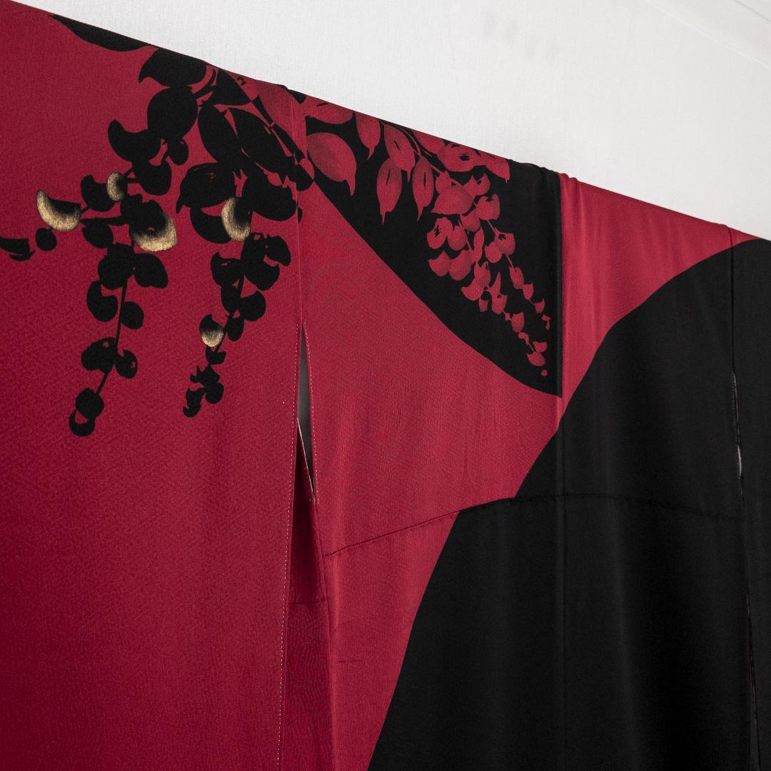あみい R7SK1335 振袖 モダン お洒落 花 赤 黒 ゴールド