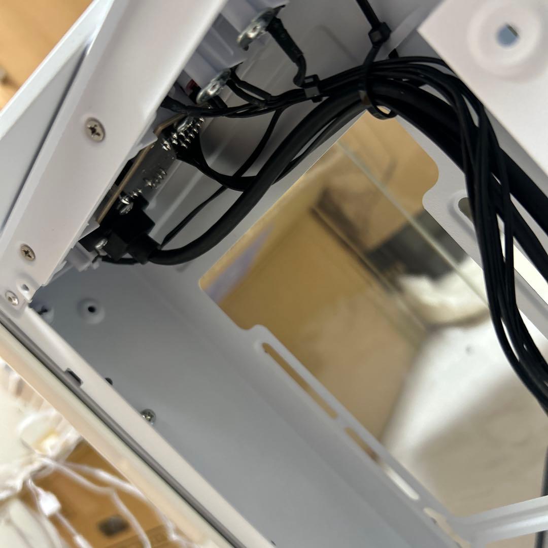 ネ*阪様 AsiaHorse Micro ATX PCケース ミドルタワー　白