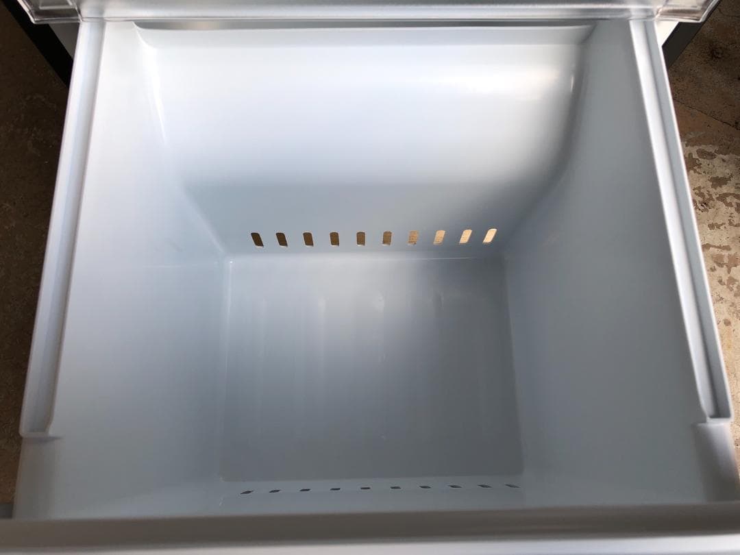 全国送料無料 ヤマダ 2024年製 冷蔵庫 YRZ-F15LK 一人暮らし