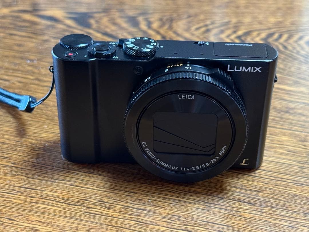 Panasonic Lumix DMC-LX9コンパクトデジタルカメラ