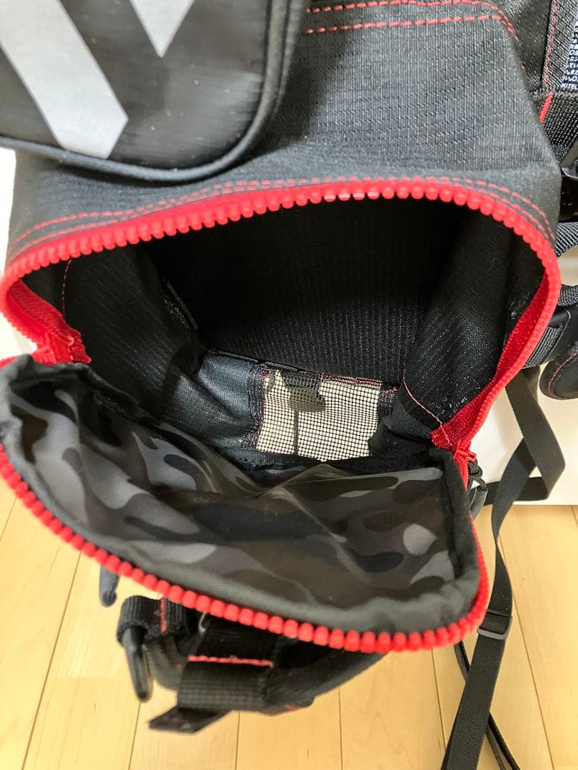 Daiwa フィッシングベスト ブラック/レッド