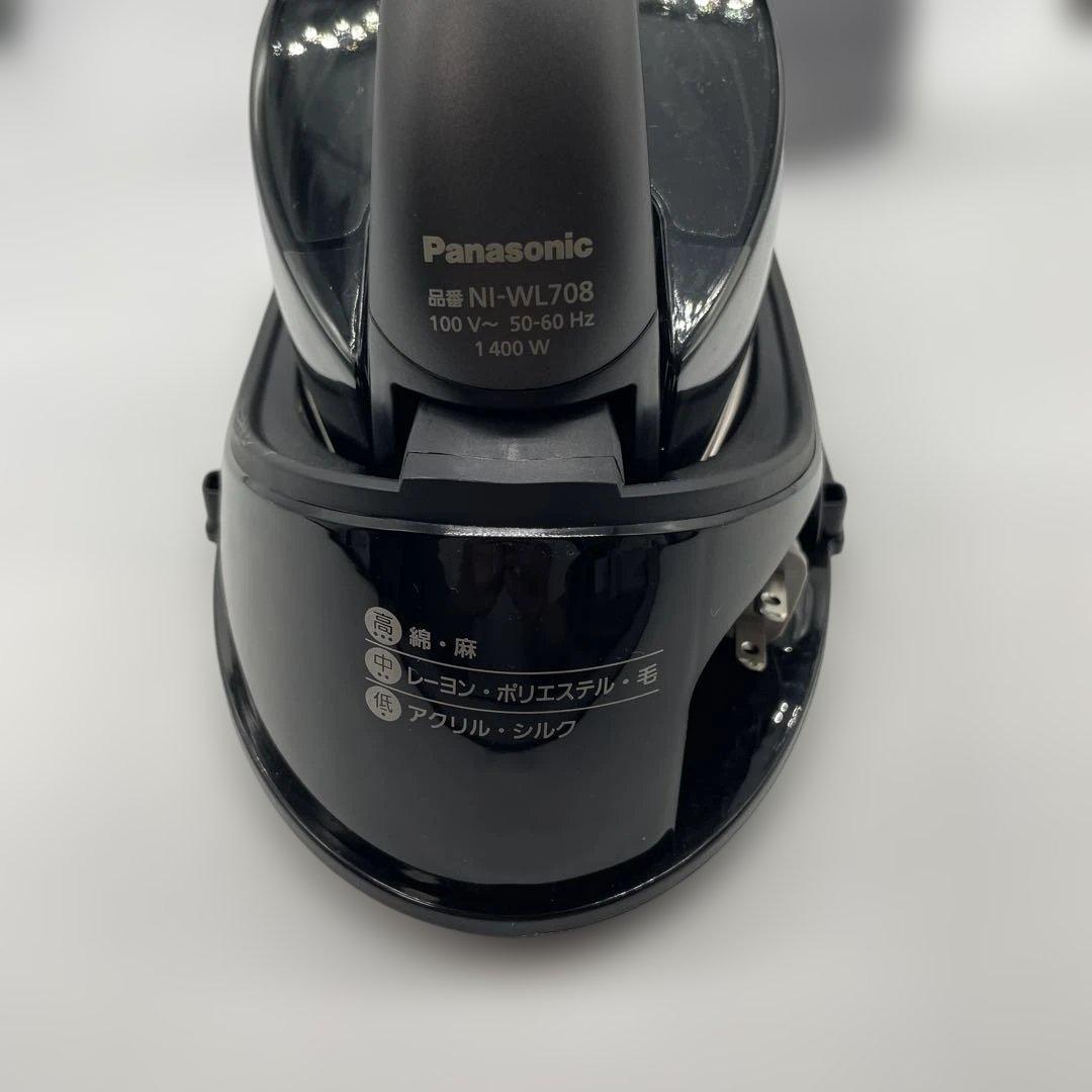 Panasonic カルル NI-WL708 コードレススチームアイロン