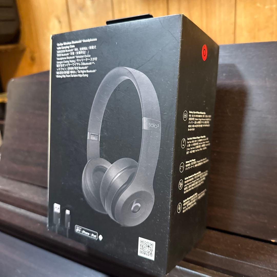 BEATS SOLO3 ワイヤレスヘッドフォン ブラック