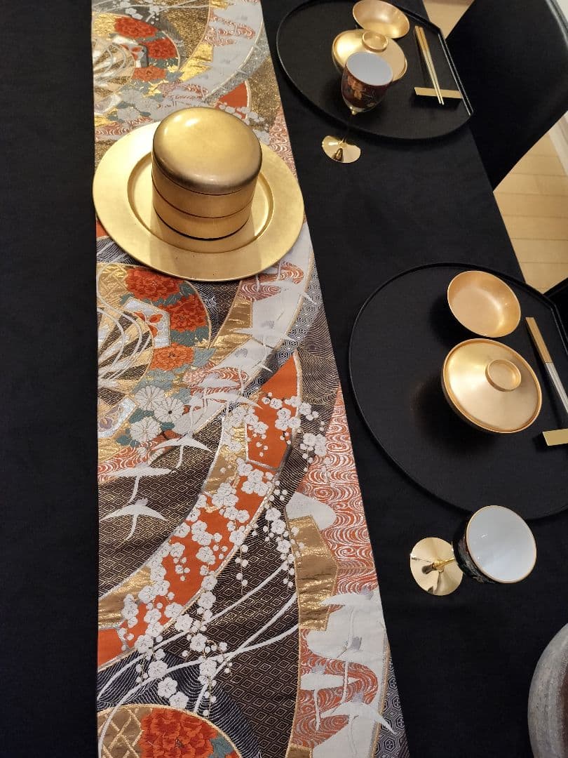 A683★逸品‼️純金箔 24K‼️ひな祭り‼️正絹テーブルランナー2m12cm