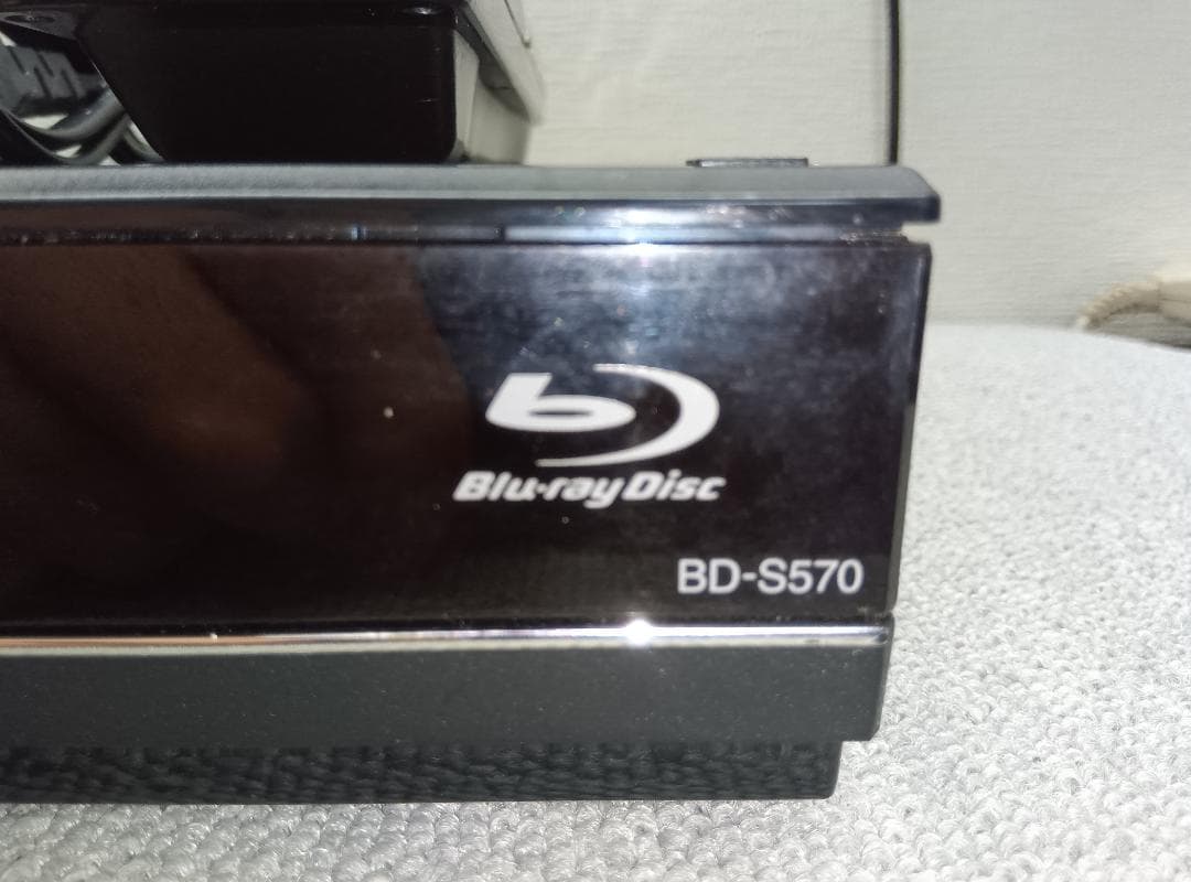 シャープブルーレイレコーダー【BD-S570】