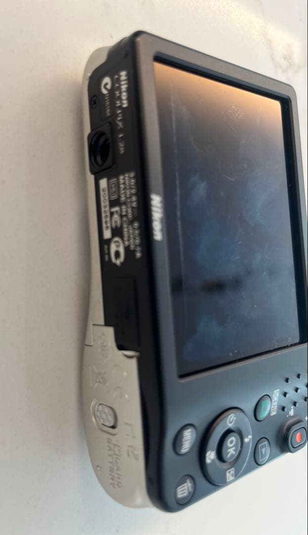 【動作確認済】Nikon COOLPIX L28 シルバー　コンデジ　デジカメ