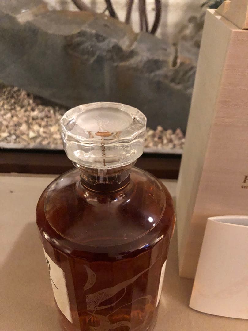 HIBIKI 100周年記念ウイスキー 木箱入り