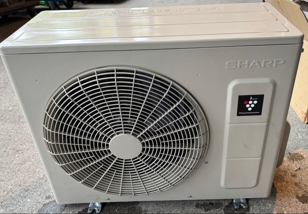 G*a様 SHARP エアコン本体 省エネ機能搭載　2021年