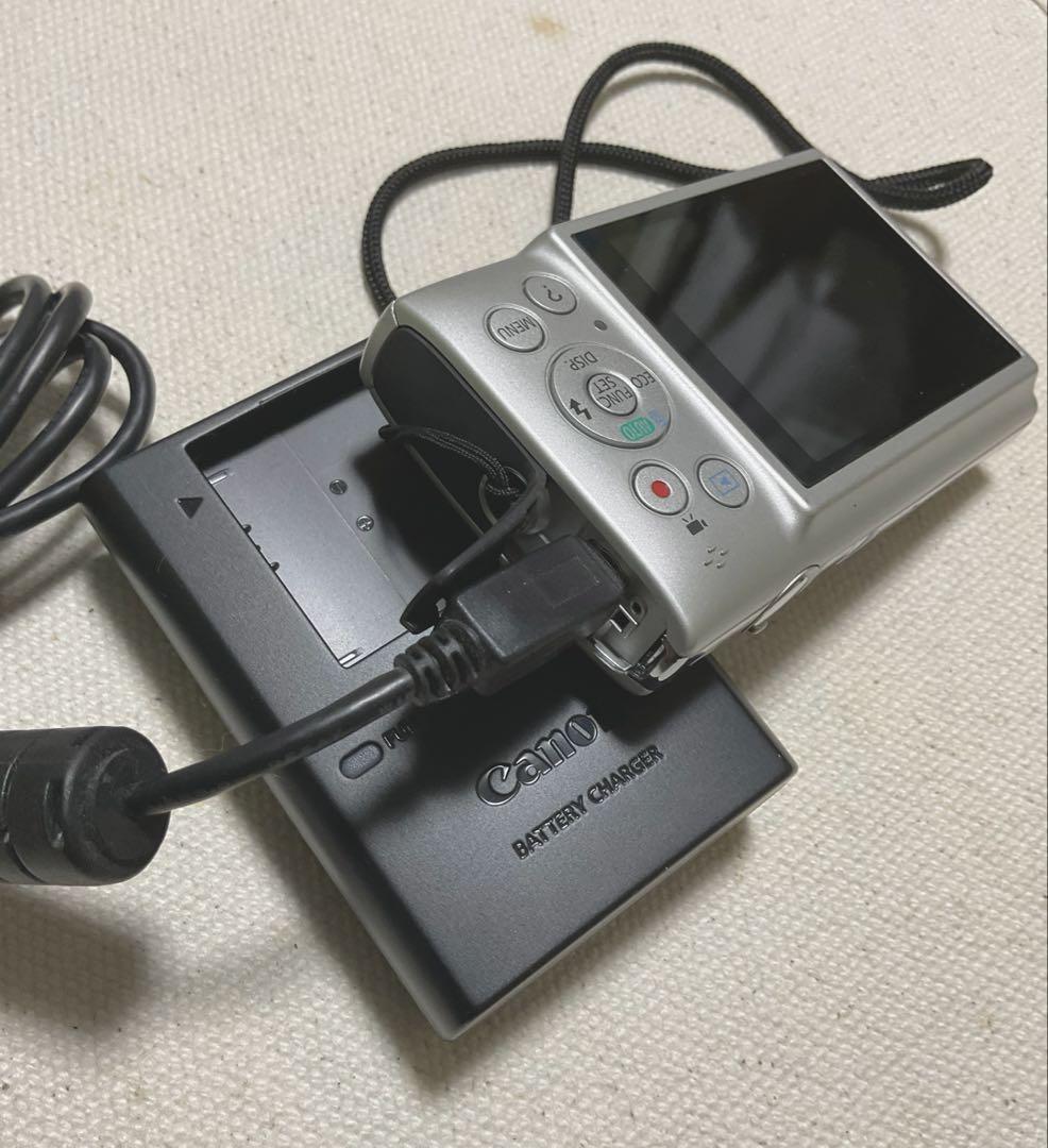 デジカメ　Canon IXY140