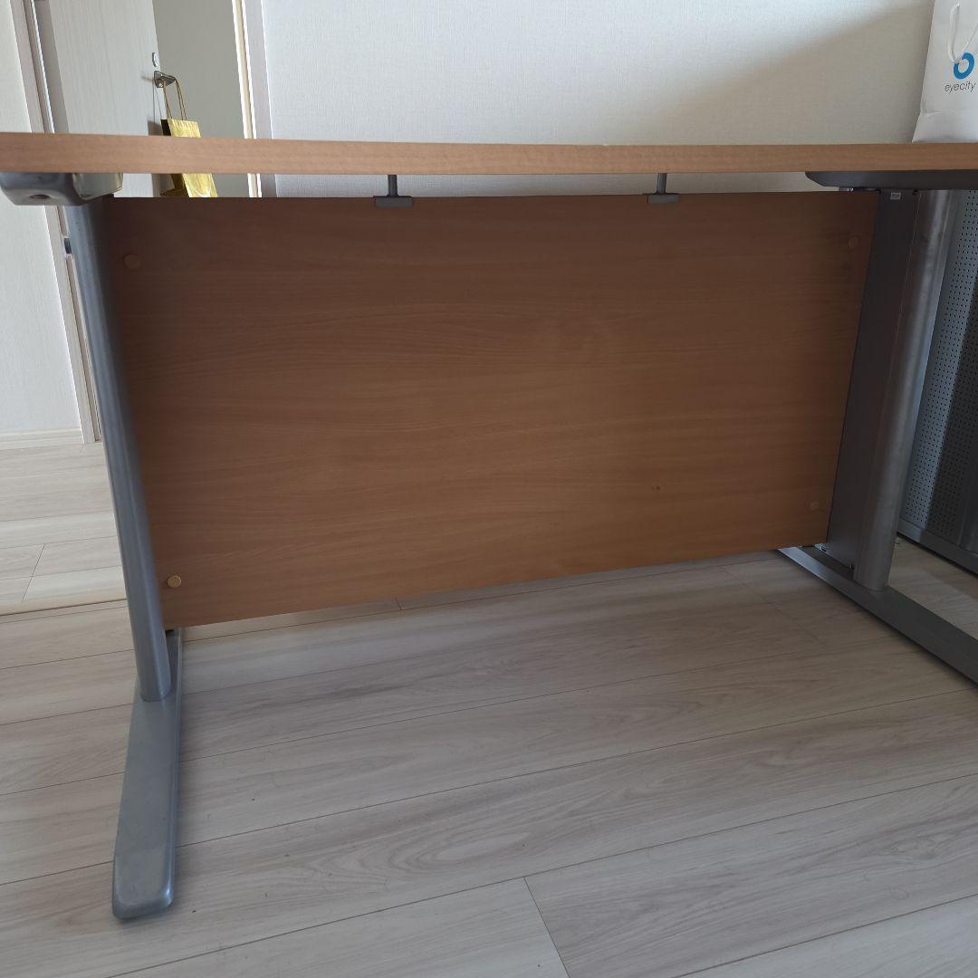 【最後の1台】木目調 曲線デザイン 事務机120cm