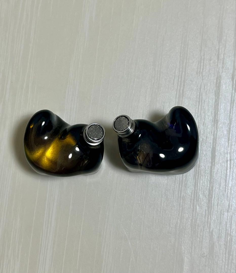 QDC FRONTIER Next Black バランスケーブル付き