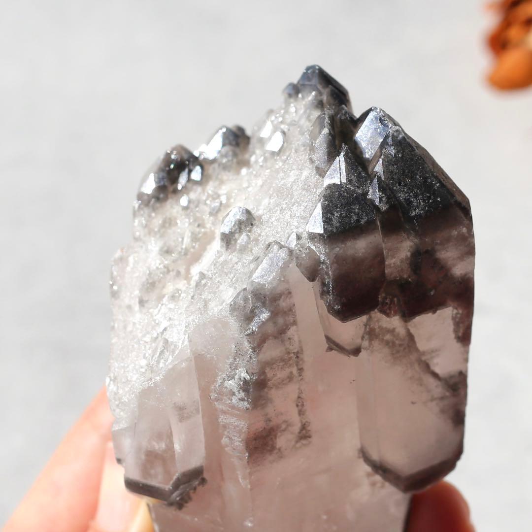 希少！ブラックレムリアンシード 天然石 水晶 鉱物 クォーツ セルフヒールド