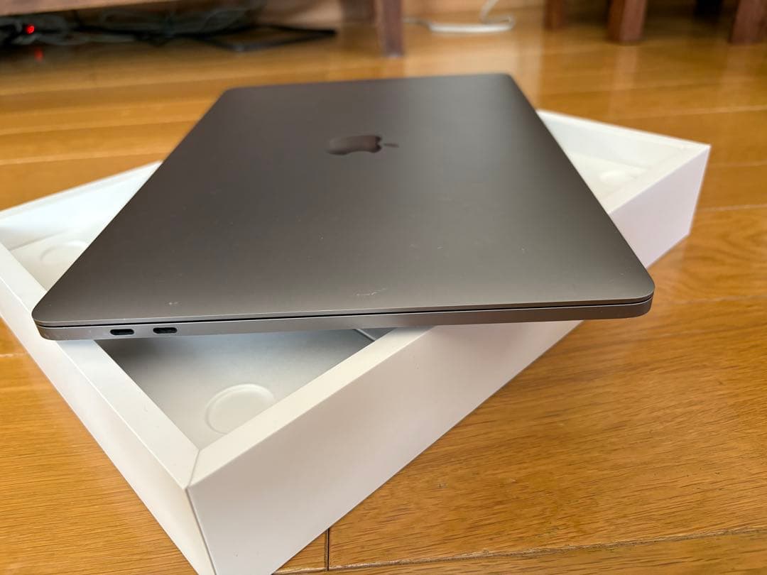 MacBook Pro 2020年製シルバー 本体 元箱付き