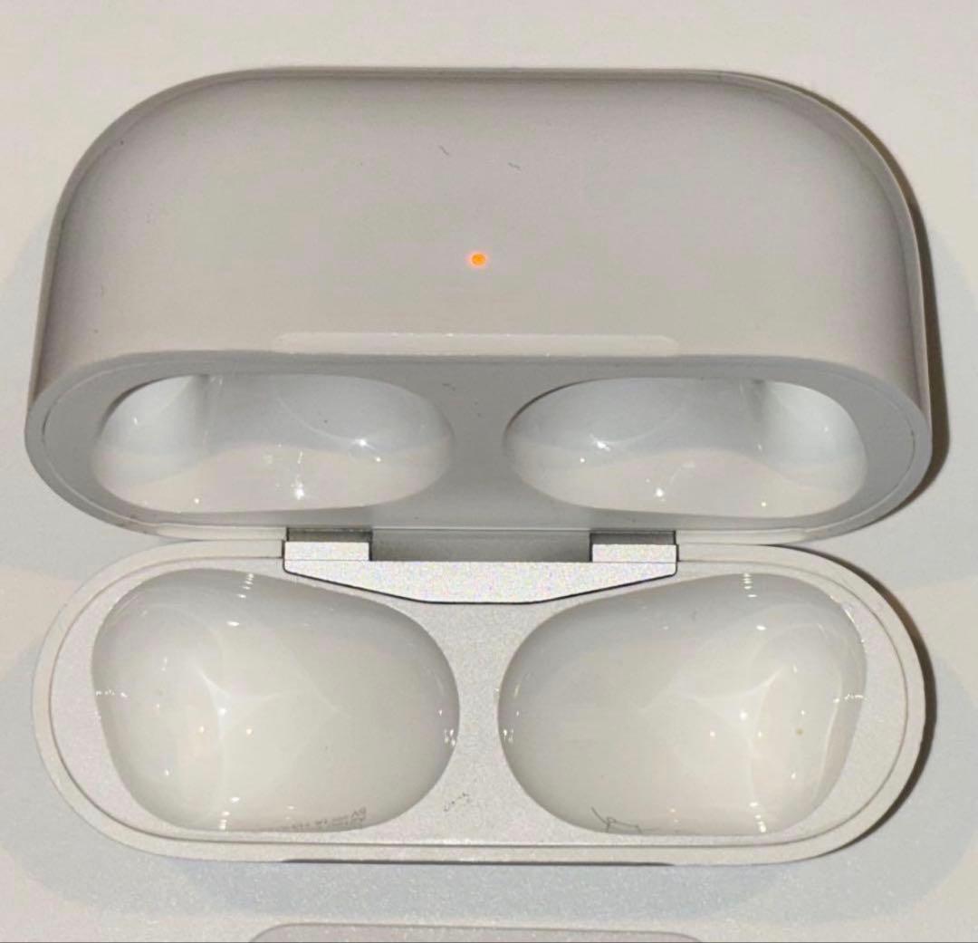 AirPods Pro 第1世代 充電ケース付き