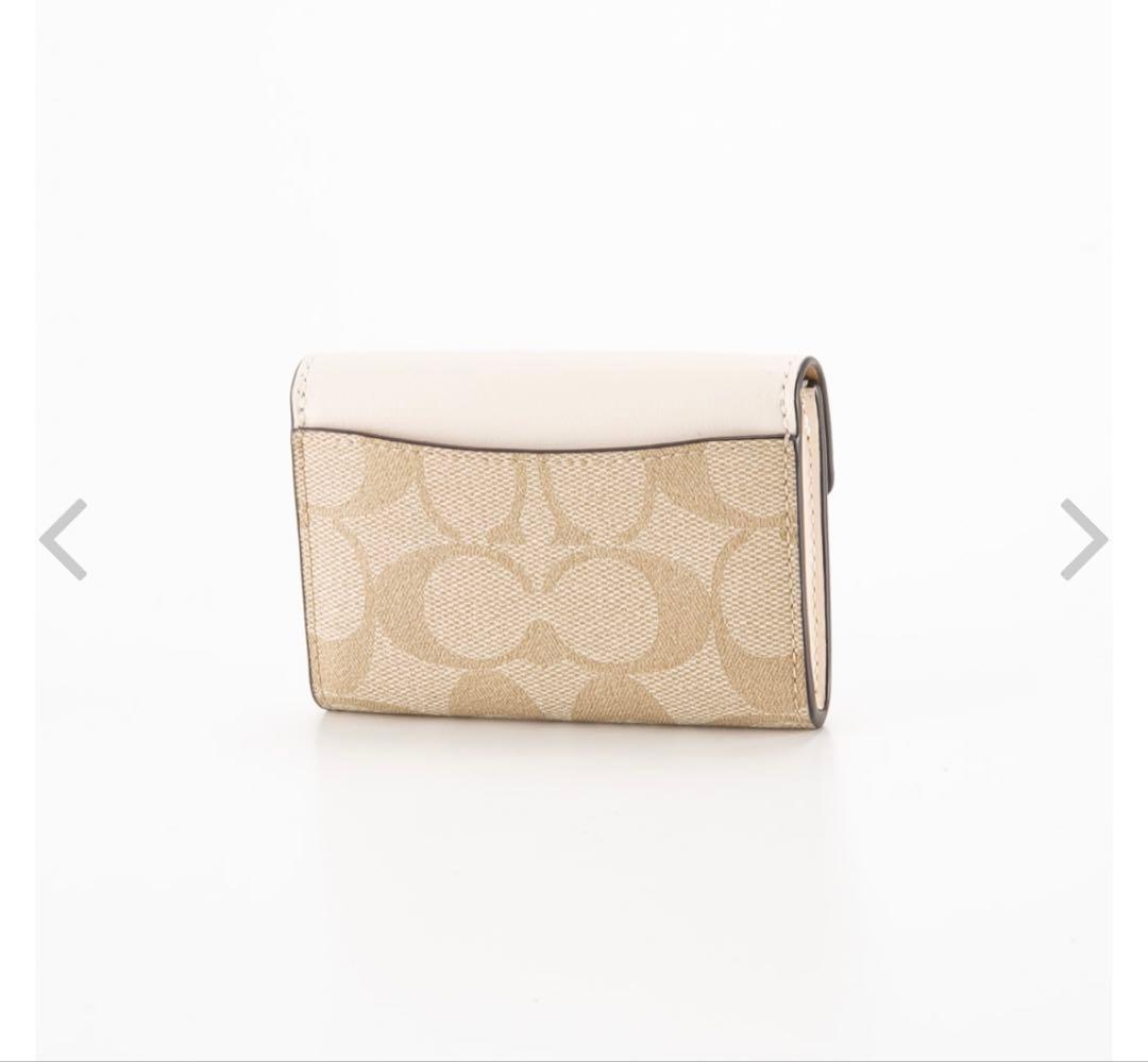 COACH 新品未使用 名刺入れ シグネチャー フラップカードケース ビジネス