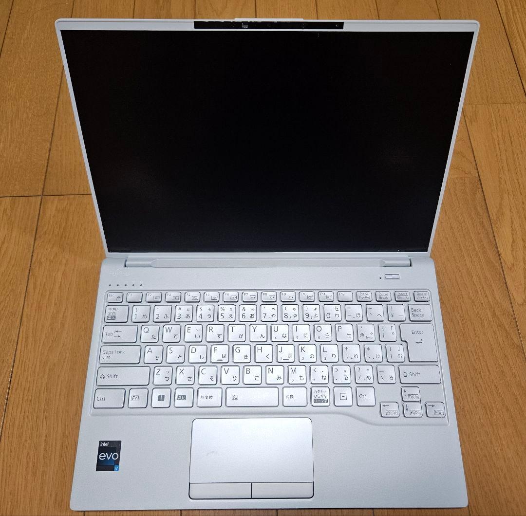 しょうこ【大学生協モデル】富士通 LIFEBOOK UH09/H3