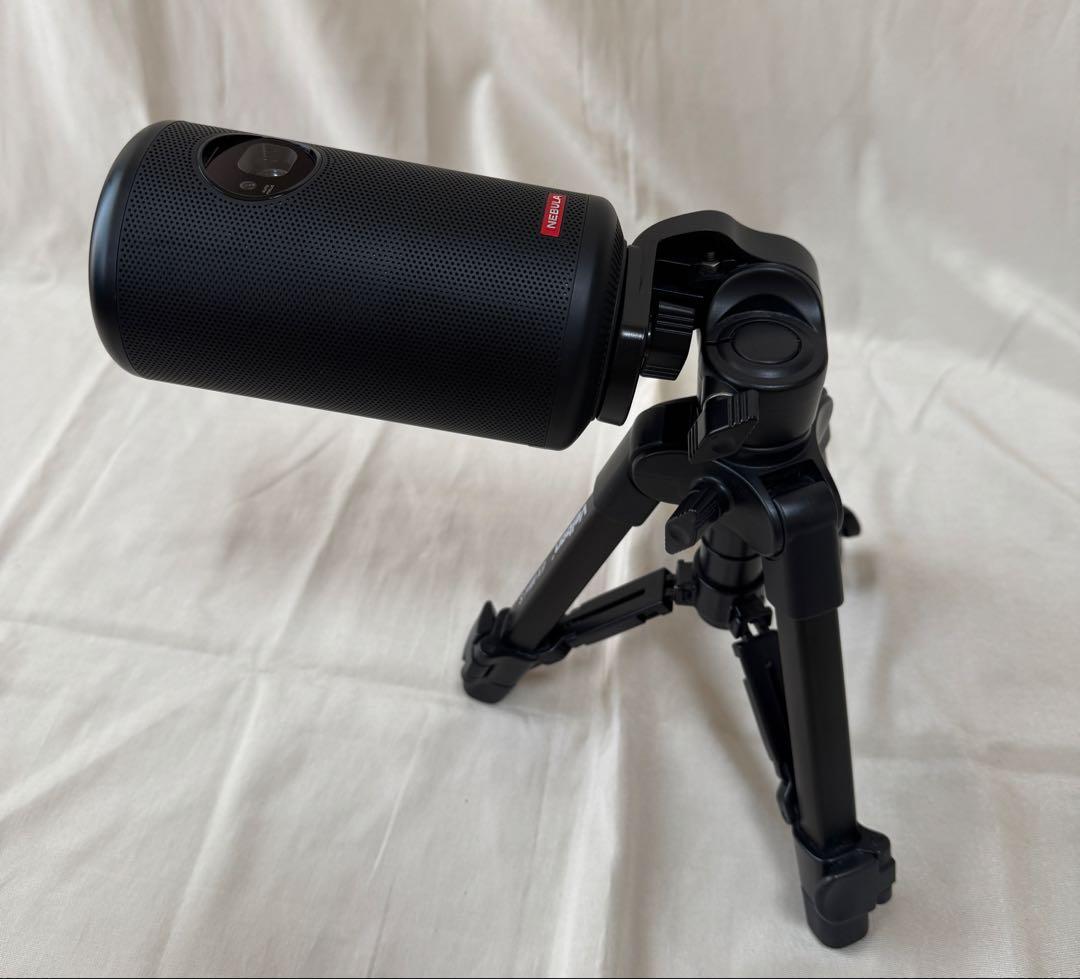 Anker NEBULA Capsule II プロジェクター本体 三脚付き