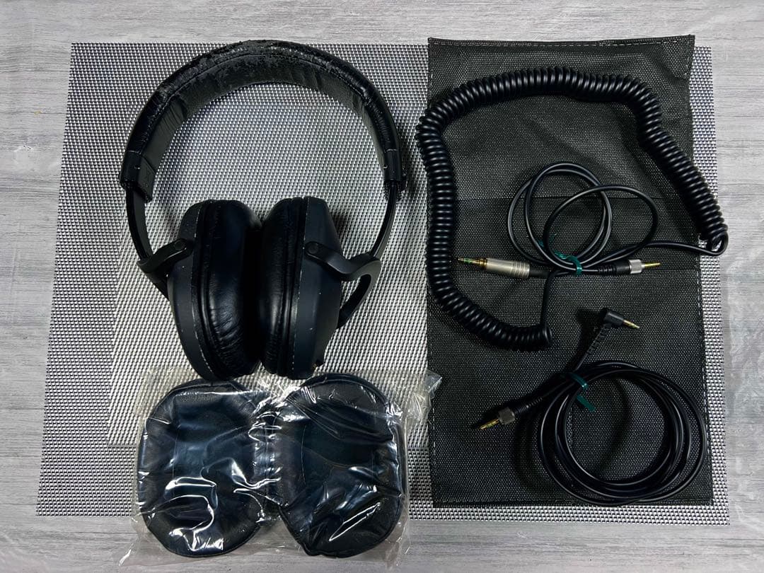 入手困難SONY ( ソニー )MDR-7520 リファレンスモニターヘッドホン