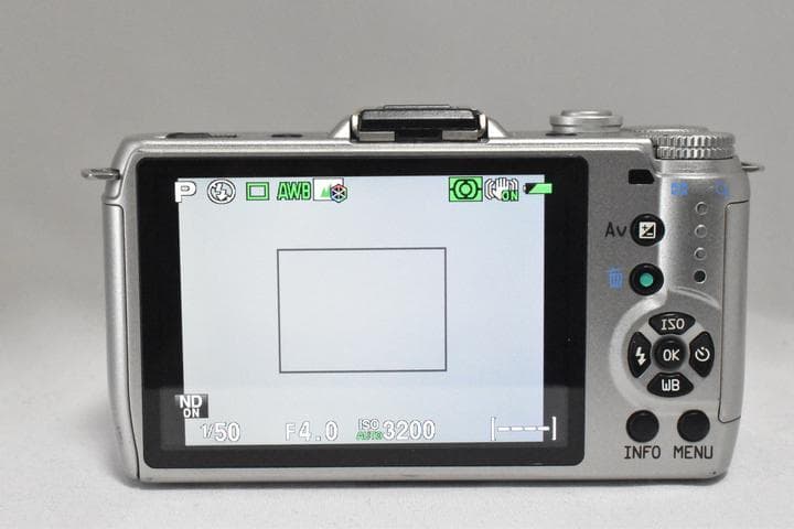 【美品】ペンタックス PENTAX Q10 シルバー レンズキット