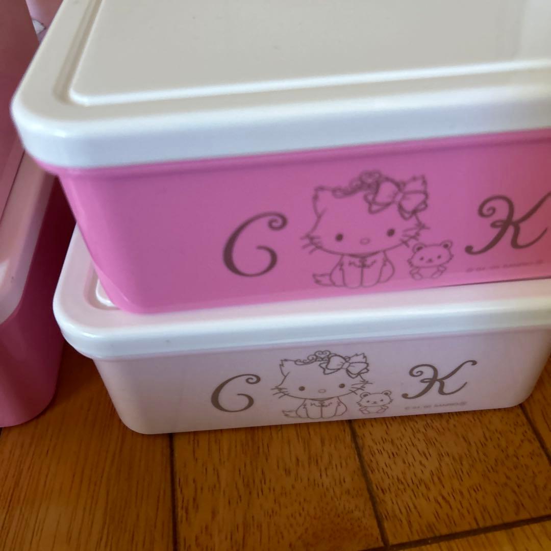 Charmmy Kitty タッパセット